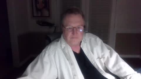 Snapshot of han63 chatting on January 14, 11:31 am Han online show from January 14, 11:31 am