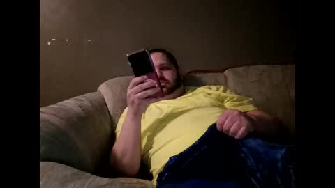 Handsomedaddy198923 online show from April 9, 7:36 am