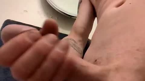 Snapshot of handsomerob42 chatting on October 11, 2:32 pm handsomerob42 online show from October 11, 2:32 pm