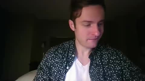 handsumhung online show from November 6, 3:53 am