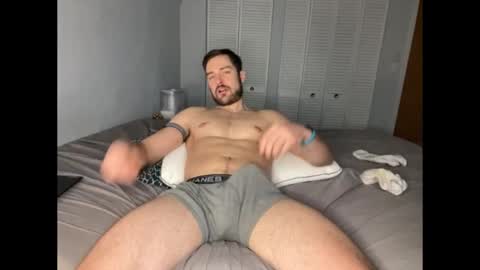 handsumhung online show from February 7, 5:51 pm