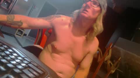 Handystudman online show from January 2, 10:16 am