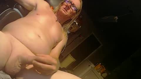 handystud33 online show from September 17, 8:48 am