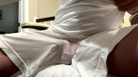 Snapshot of hangit0ut chatting on March 5, 12:55 pm hangit0ut online show from March 5, 12:55 pm