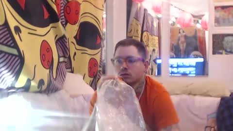 hank rams online show from February 24, 2:01 am