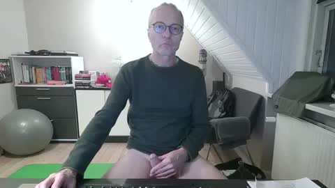 Hanse online show from December 11, 4:48 pm