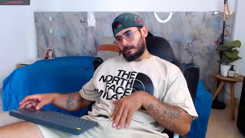 hanz_col online show from December 19, 3:42 pm