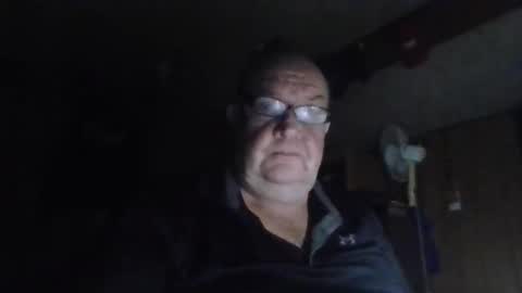 happyguy420fn online show from March 21, 9:03 am