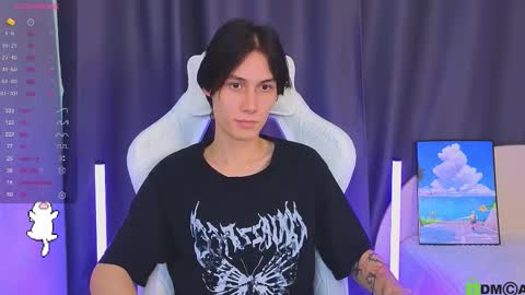 Mark online show from February 23, 12:51 pm