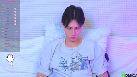 Snapshot of hard__fantasy chatting on October 24, 3:14 pm Mark online show from October 24, 3:14 pm