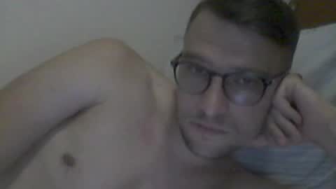 hardboylovemilfmoom online show from July 3, 11:18 pm