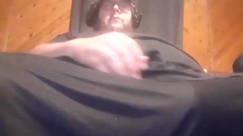 Snapshot of hardc970456 chatting on October 15, 8:33 am hardc970456 online show from October 15, 8:33 am