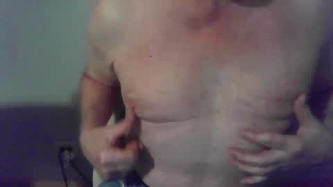 Snapshot of hardchicagoforzya chatting on October 30, 4:03 am hardchicagoforzya online show from October 30, 4:03 am