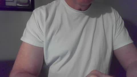 Snapshot of hardchicagoforzya chatting on October 28, 4:37 am hardchicagoforzya online show from October 28, 4:37 am