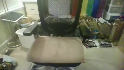 hardy online show from November 1, 4:49 am