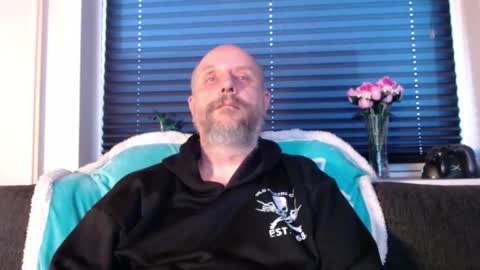 MrLazy online show from February 7, 3:40 pm