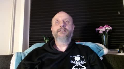 MrLazy online show from February 4, 6:47 pm