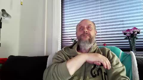 MrLazy online show from March 21, 4:11 pm