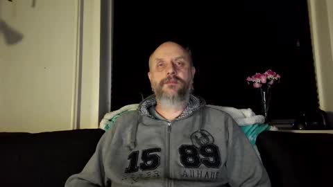 MrLazy online show from February 19, 6:59 pm