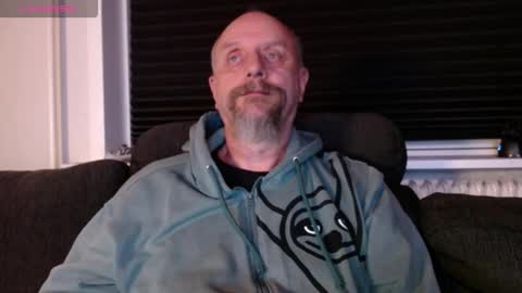 MrLazy online show from November 25, 7:49 pm