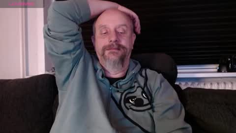 MrLazy online show from November 26, 7:50 pm