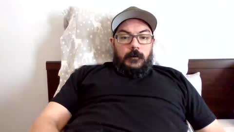 AverageEggplant online show from February 22, 6:59 pm