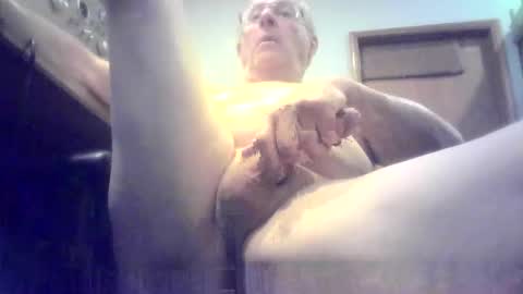 Snapshot of hardnudecum chatting on December 26, 2:59 pm HardNudeCum online show from December 26, 2:59 pm