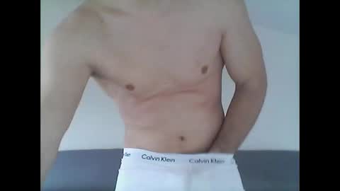 hardwanker75 online show from December 21, 10:01 am