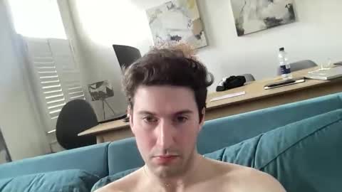 harryisstillawhore online show from April 11, 11:47 am