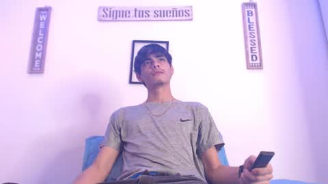 Snapshot of harrythomson1 chatting on March 8, 5:03 am harry thomson online show from March 8, 5:03 am