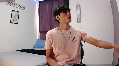 Snapshot of harrythomson1 chatting on October 1, 5:06 pm harry thomson online show from October 1, 5:06 pm