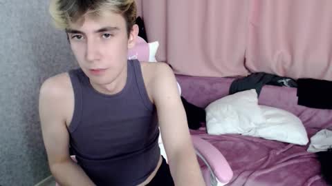 harvey_foster online show from October 30, 10:49 am