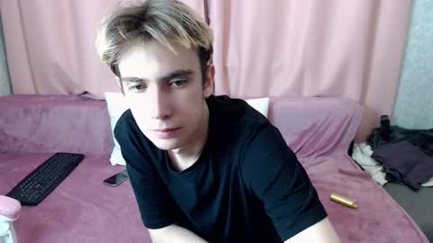 harvey_foster online show from November 2, 10:03 pm