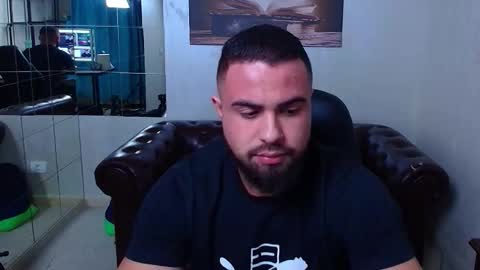 HayesWood online show from December 23, 5:49 am