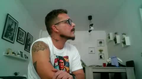 haze_john online show from April 11, 10:08 am