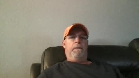 Hdeuce22 online show from December 3, 4:28 pm