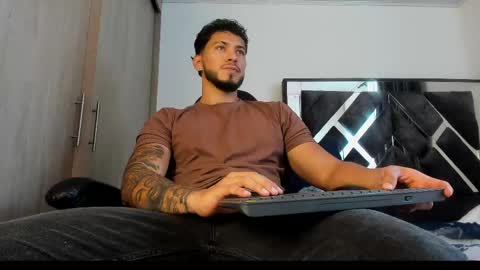 Thor online show from April 4, 9:34 pm