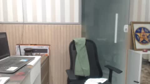 hebertgomes online show from March 25, 9:08 pm