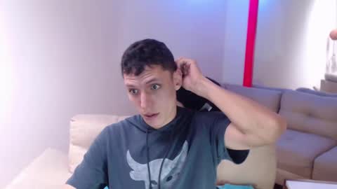 hefesto_69 online show from March 10, 8:23 pm