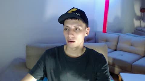 hefesto_69 online show from March 10, 3:34 am