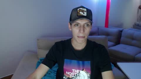 hefesto_69 online show from February 24, 10:03 pm