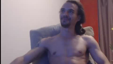 heilanubis online show from April 21, 1:42 am