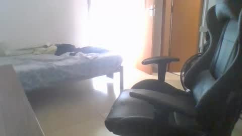 Snapshot of heitorcp1 chatting on October 8, 1:48 pm heitorcp1 online show from October 8, 1:48 pm