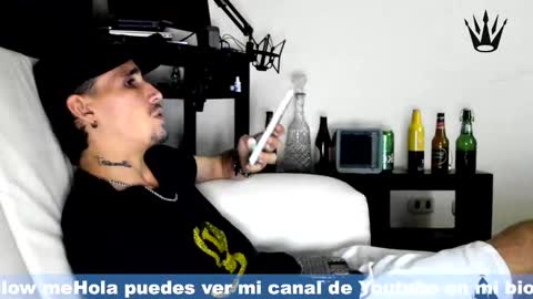 Snapshot of hell_boy66 chatting on October 2, 4:38 am Eros online show from October 2, 4:38 am