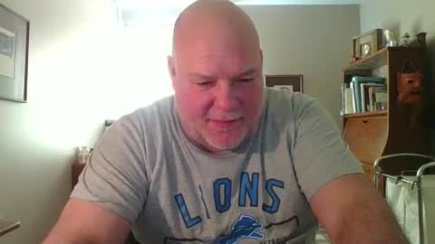 helloforfun111 online show from March 8, 4:16 pm