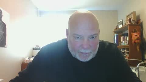 helloforfun111 online show from December 3, 7:22 pm