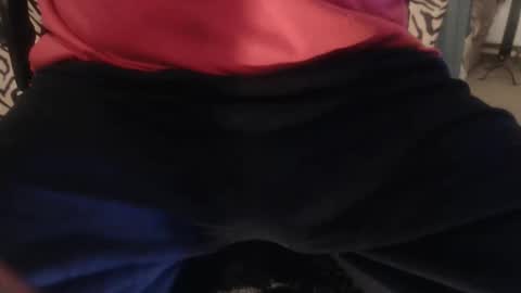 Helvell online show from April 25, 6:05 pm