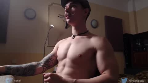 Snapshot of hengen_aiken chatting on September 17, 6:31 pm Hengen Aiken online show from September 17, 6:31 pm