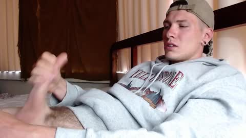 Snapshot of hercules__ chatting on February 9, 12:51 am Gregblonde  Alextattoo online show from February 9, 12:51 am