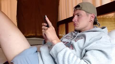 Snapshot of hercules__ chatting on March 4, 1:12 am Gregblonde  Alextattoo online show from March 4, 1:12 am